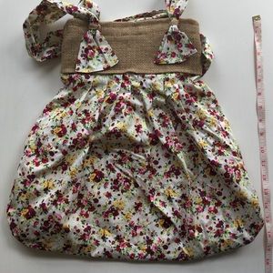 Handmade floral shoulder bag with burlap details